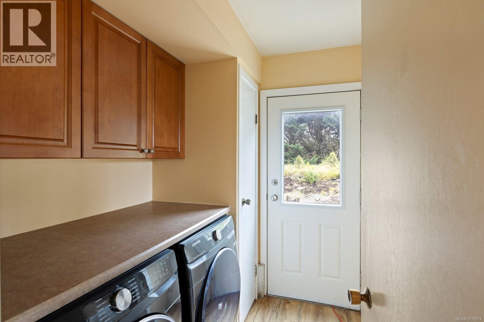  1584 White Road, Central Saanich