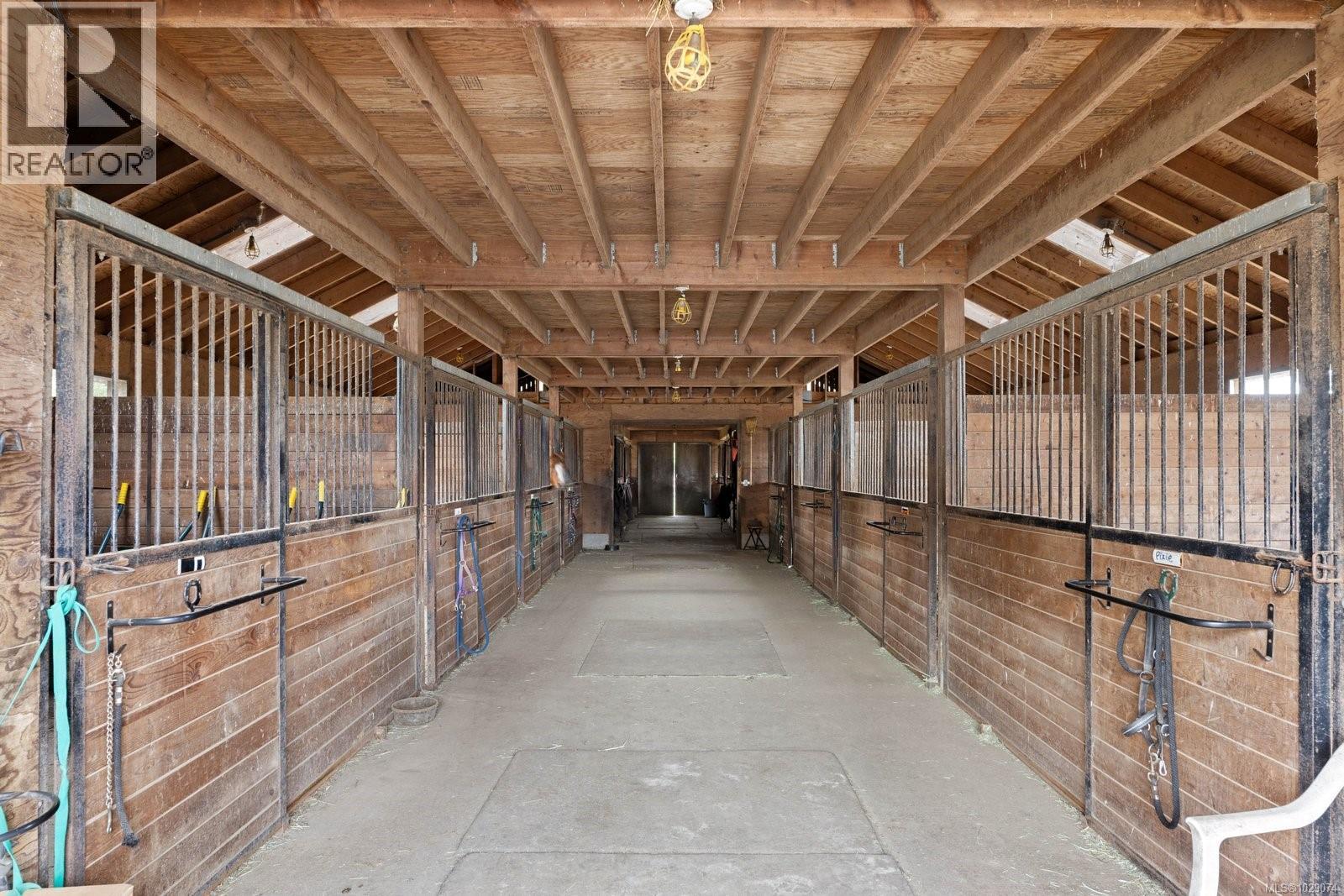 1584 White Rd - 26