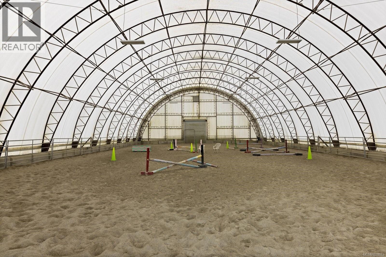  1584 White Road, Central Saanich