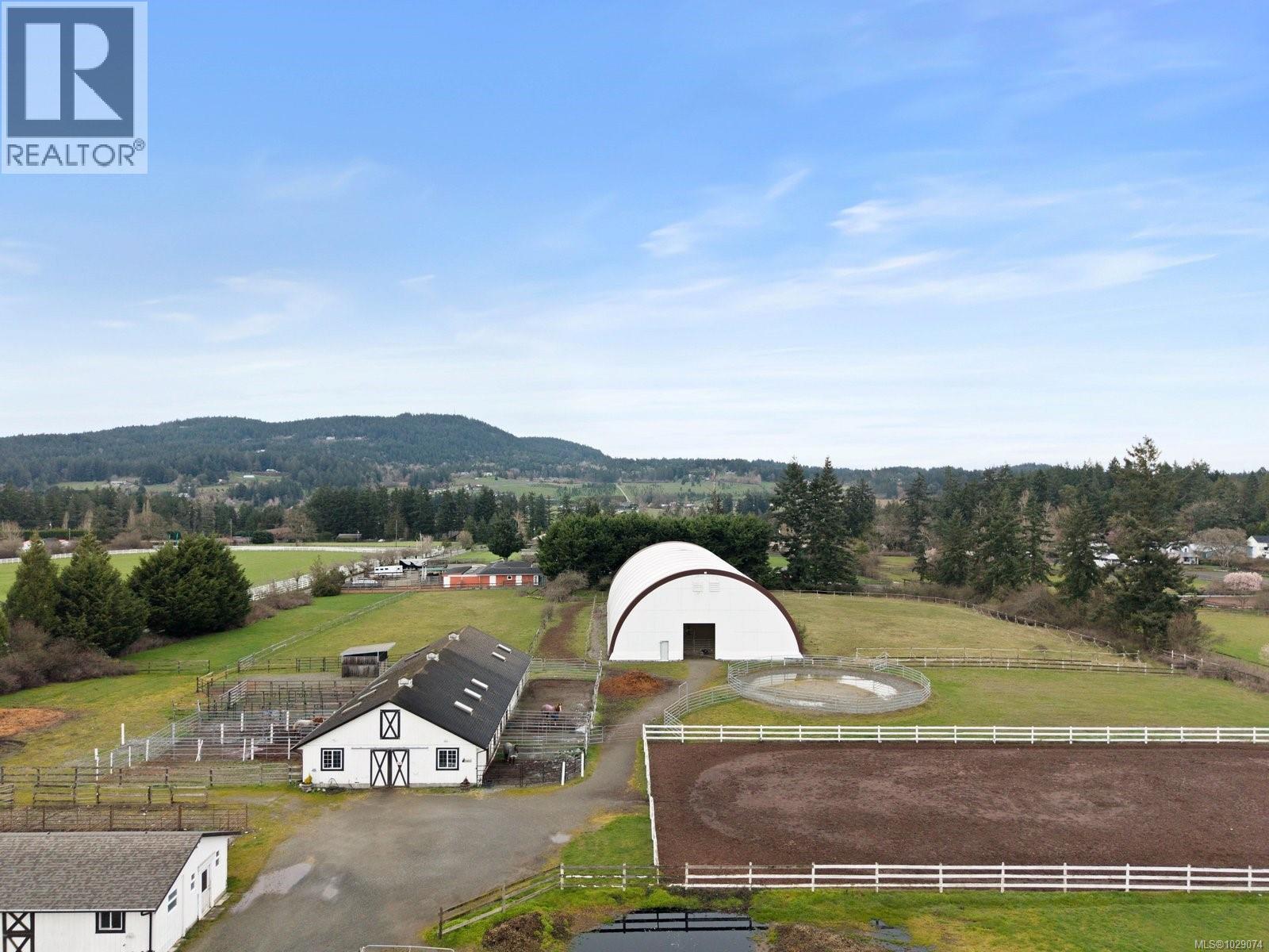  1584 White Road, Central Saanich