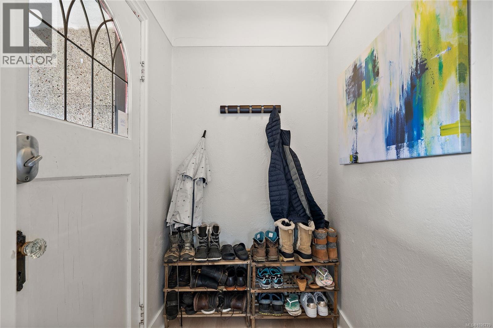  3166 Earl Grey Street, Saanich