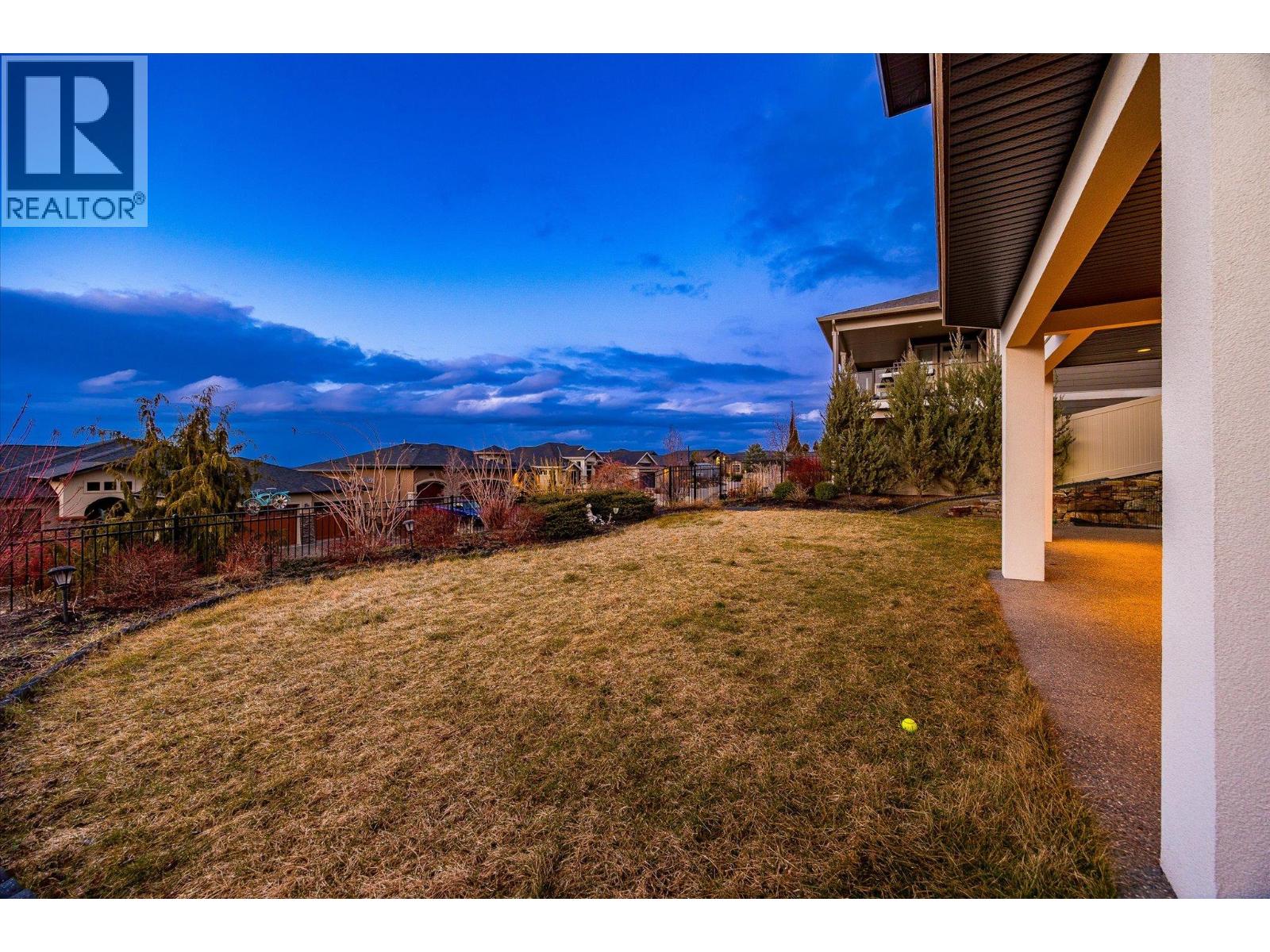 944 Hewetson Court, Kelowna