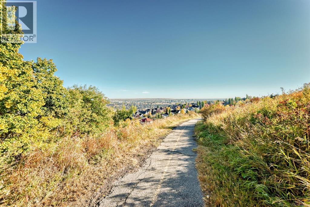 Single Family House for Sale in   Patterson Hill SW Patterson Calgary 