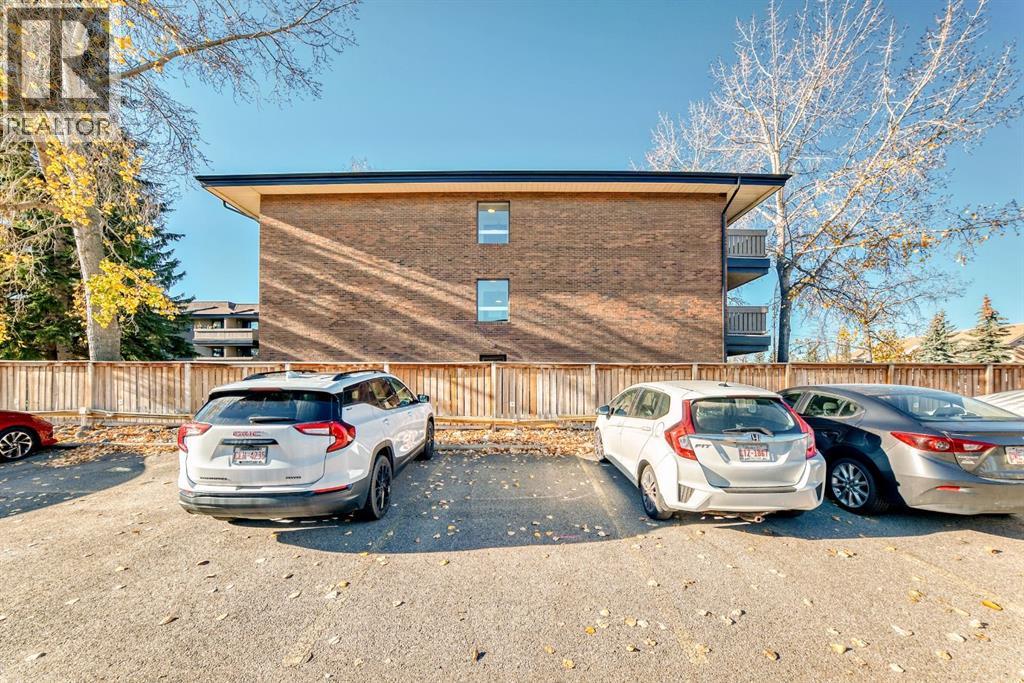 Single Family House for Sale in   Patterson Hill SW Patterson Calgary 