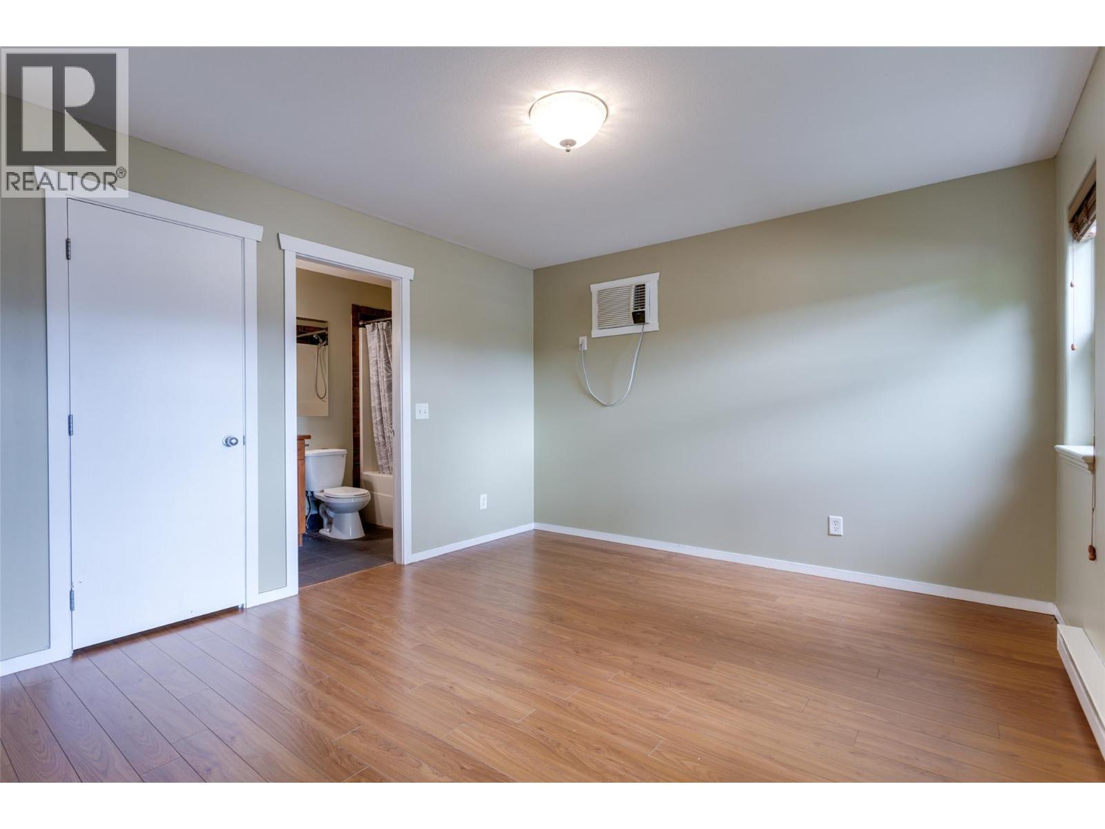 860 Glenwood Avenue, Kelowna