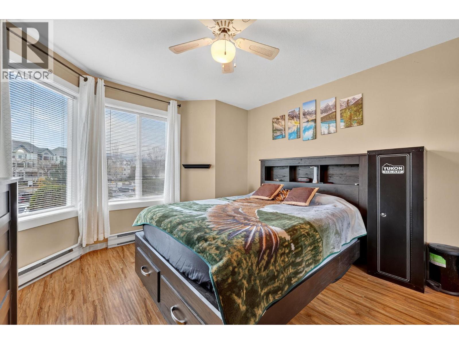 #209 3160 Casorso Road - 22