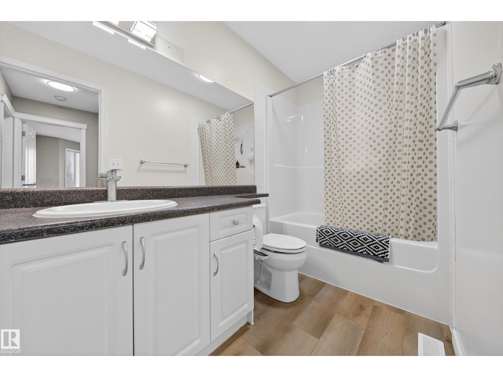 2505 42 ST NW - 25
