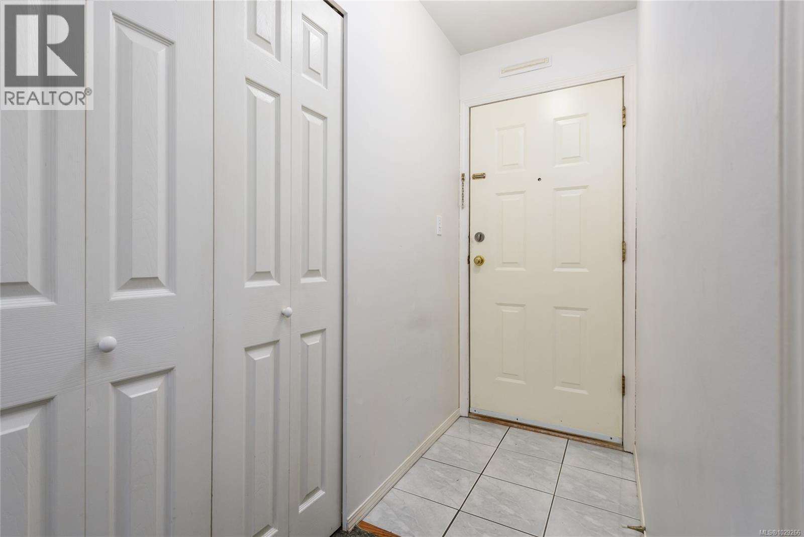 #202 123 BACK RD - 13