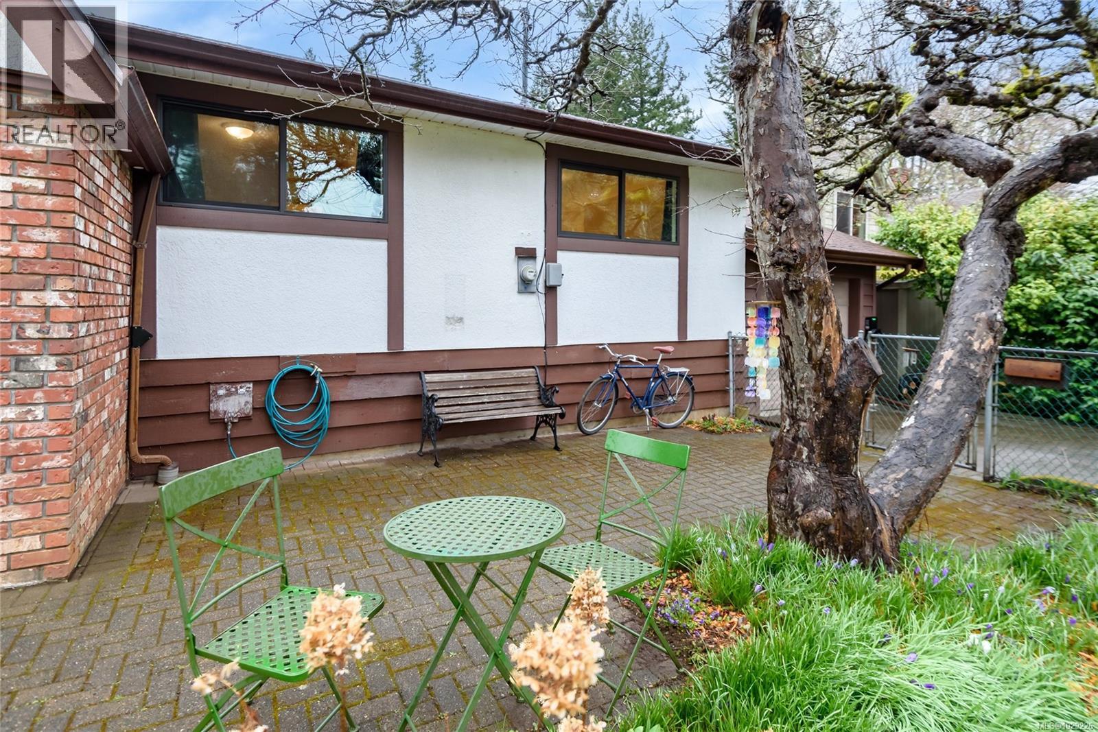 1516 BALSAM AVE - Image 3