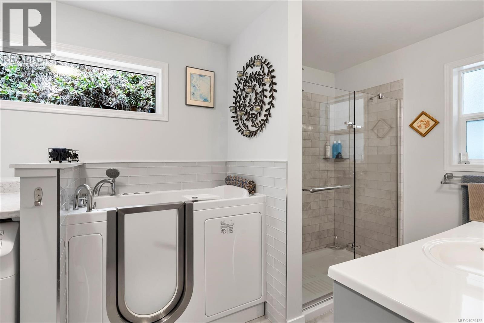 9205 NIGHTHAWK RD - 23