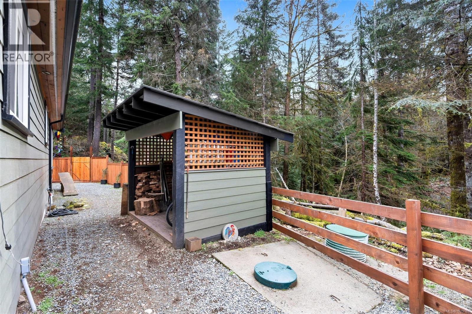 9205 NIGHTHAWK RD - 39