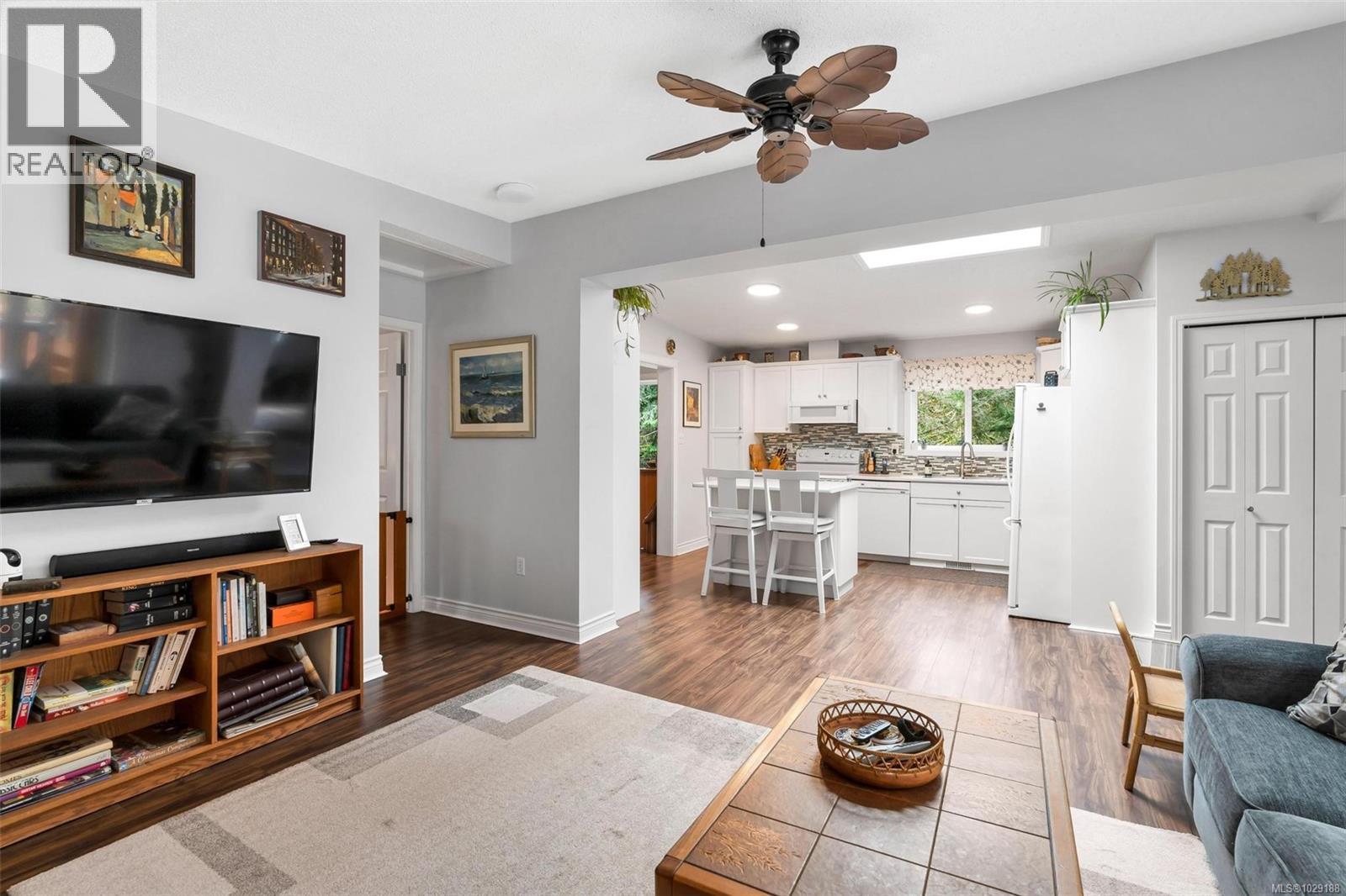 9205 NIGHTHAWK RD - 9