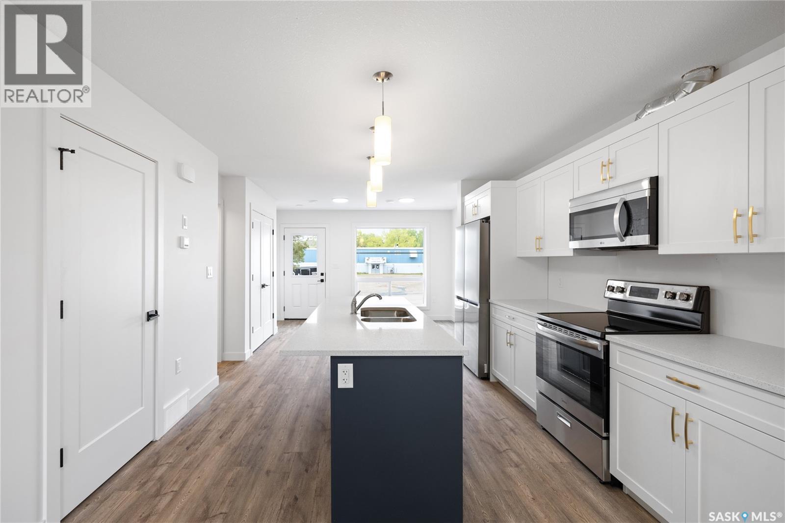 75 3rd AVENUE - 13