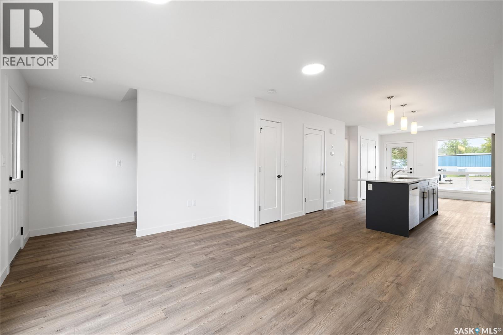 75 3rd AVENUE - 16