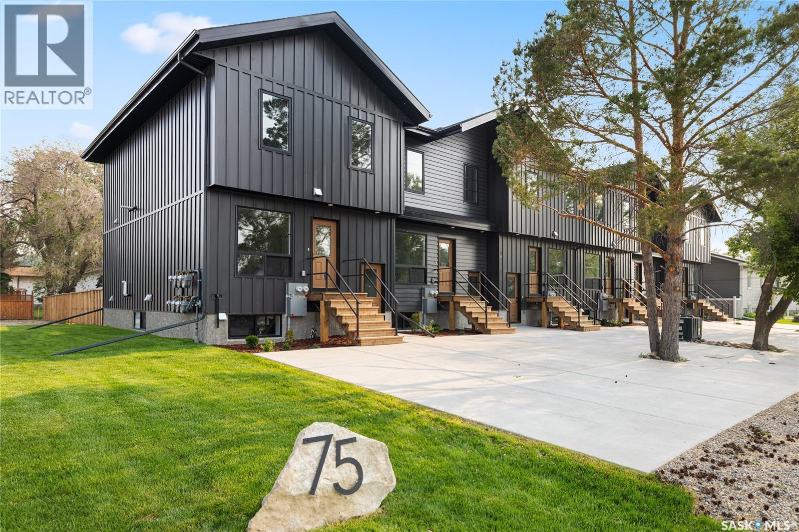 75 3rd AVENUE - 3