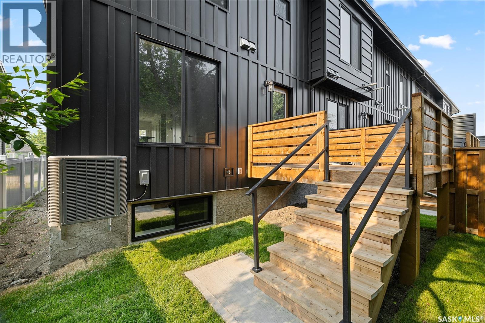 75 3rd AVENUE - 43