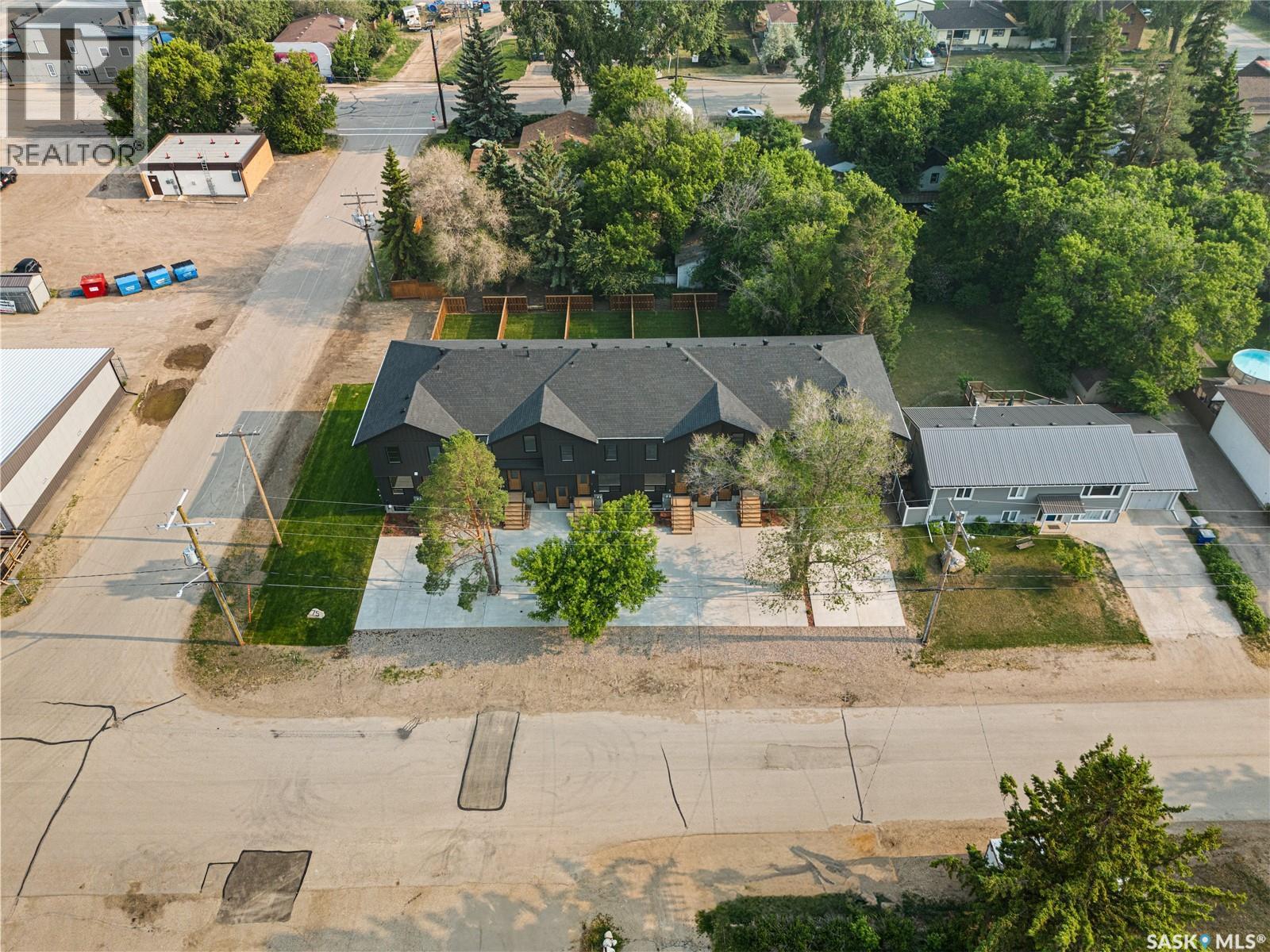 75 3rd AVENUE - 46