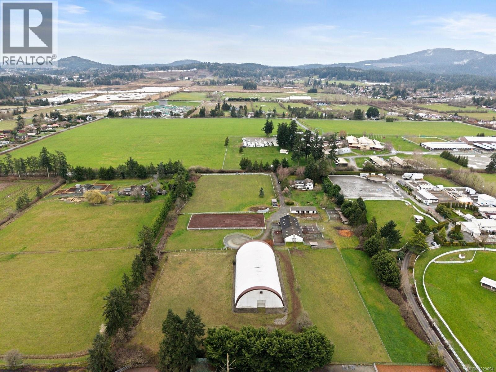  1588 White Road, Central Saanich