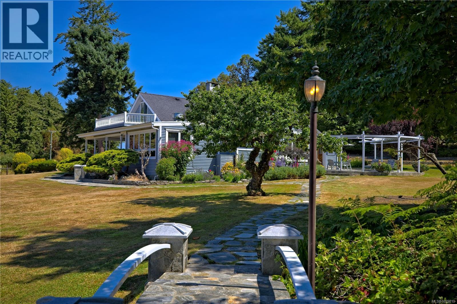  101 Church Bay Road, Saturna Island