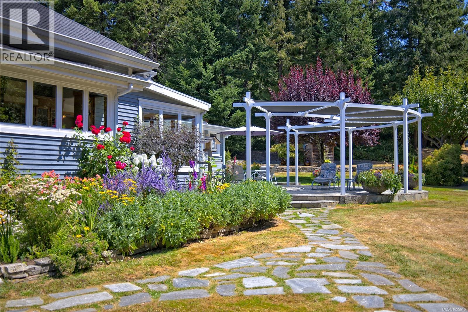  101 Church Bay Road, Saturna Island