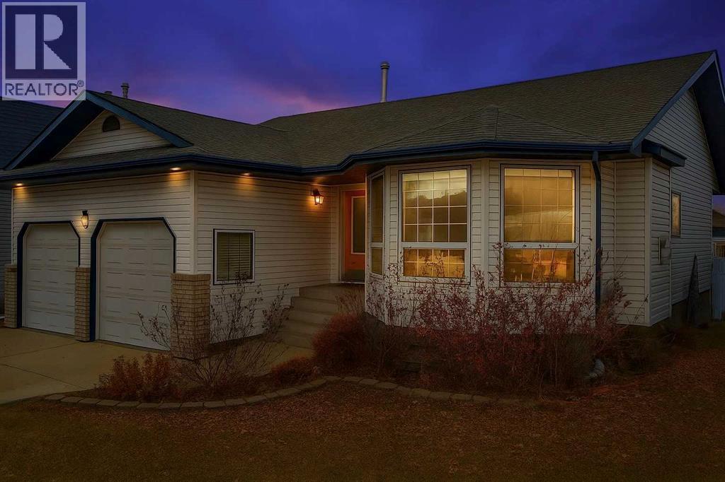 11 Falcon Ridge Drive, Sylvan Lake
