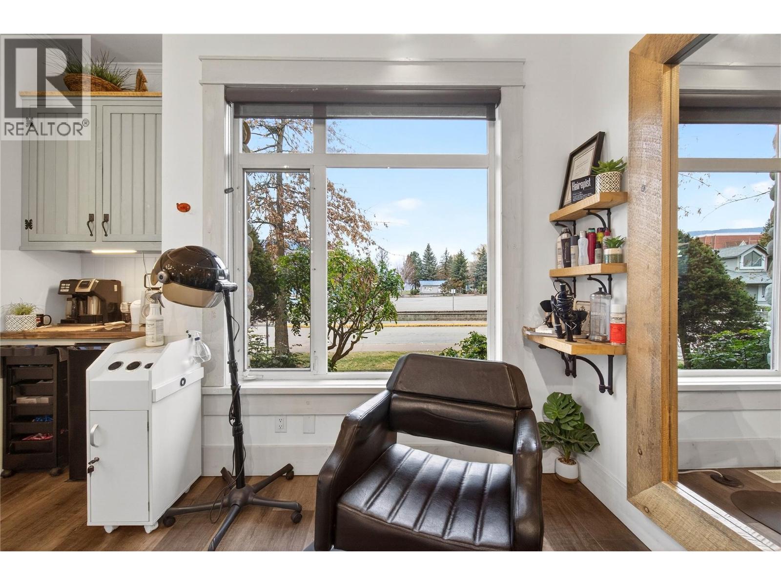 1 680 Marine Park Drive, Salmon Arm