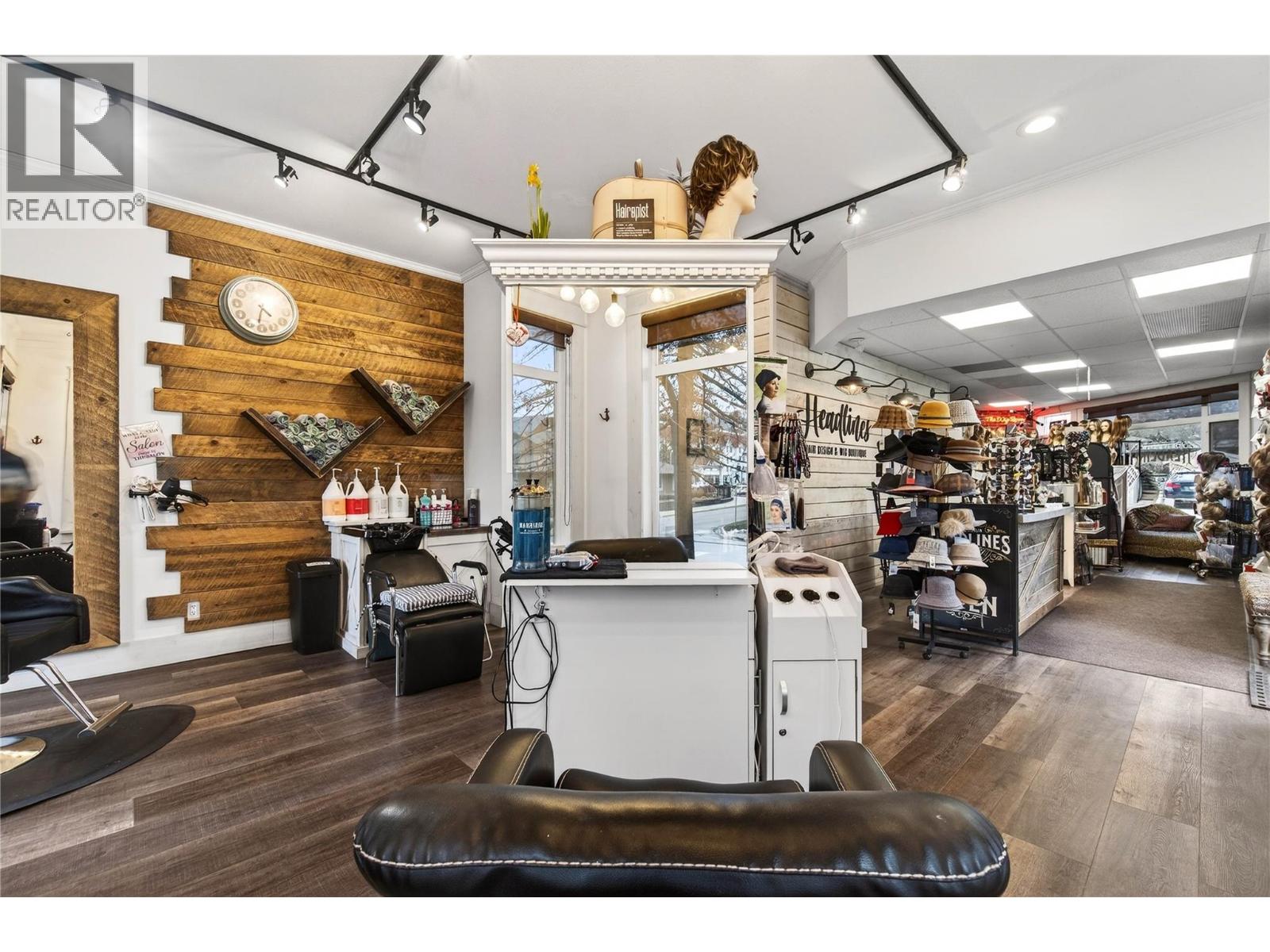 1 680 Marine Park Drive, Salmon Arm