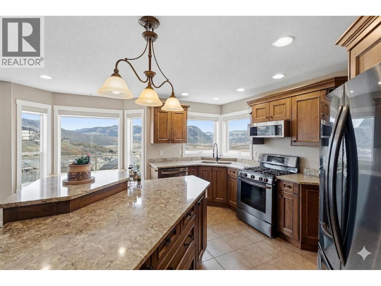 1872 Red Tail Crescent, Kamloops