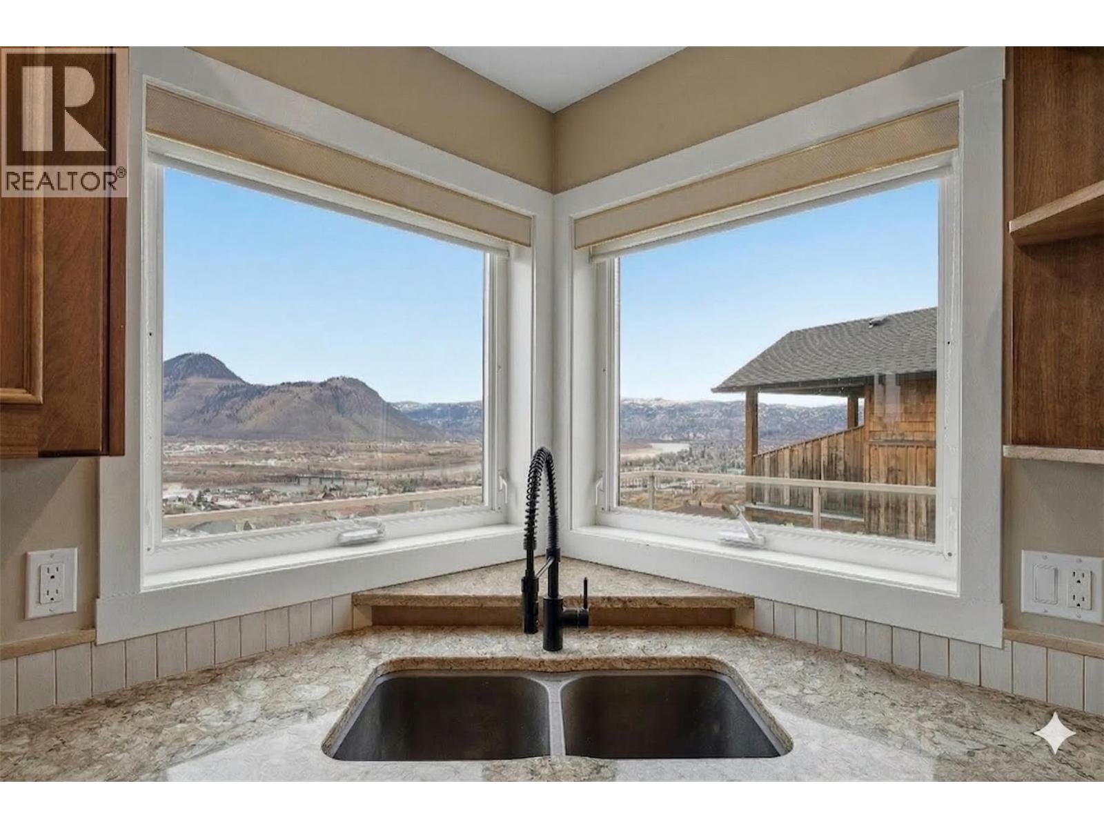 1872 Red Tail Crescent, Kamloops