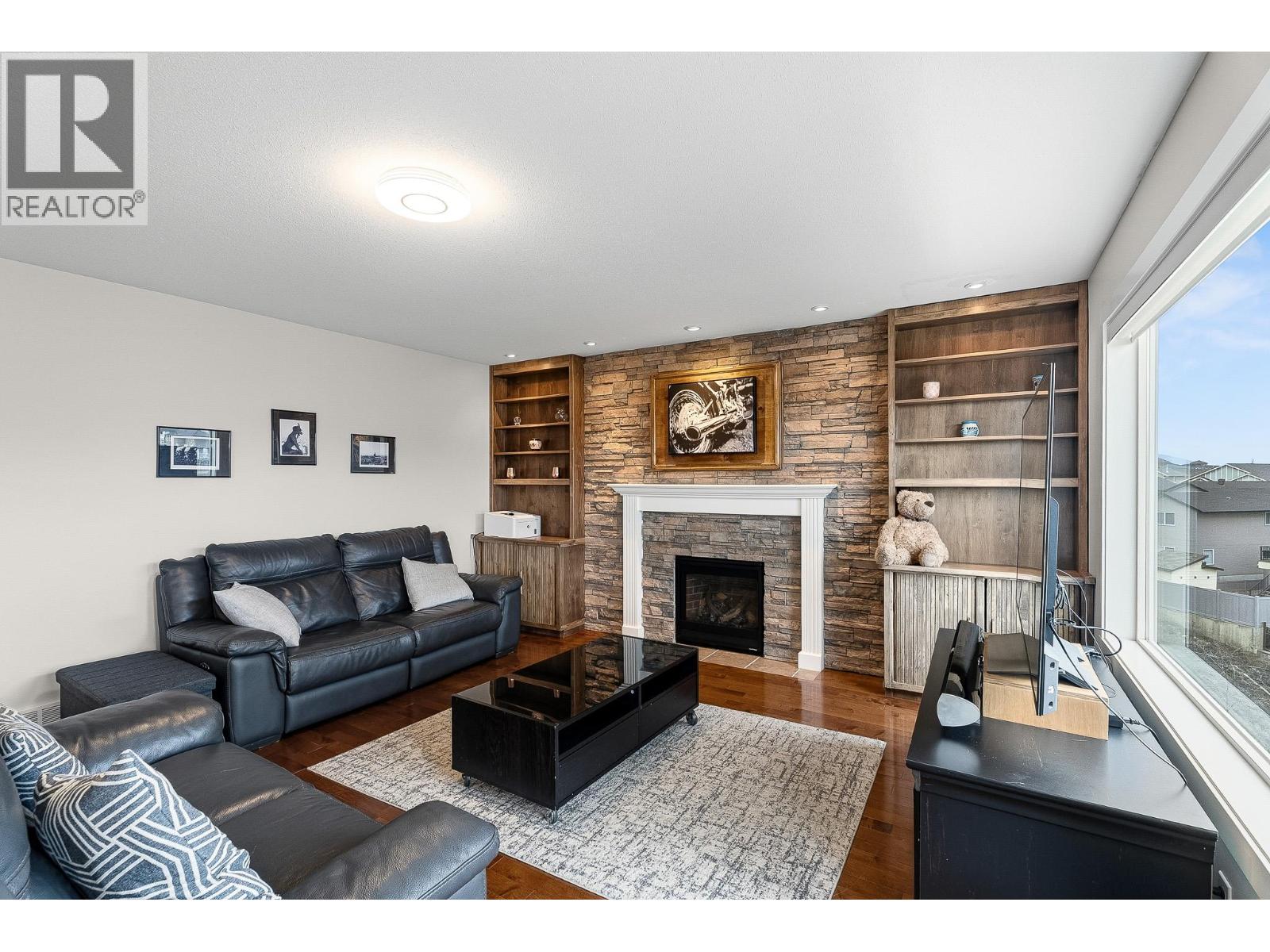 1872 Red Tail Crescent, Kamloops