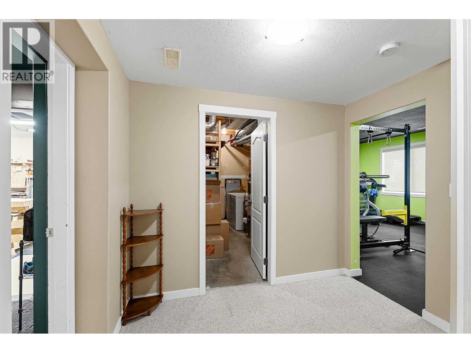 1872 Red Tail Crescent, Kamloops