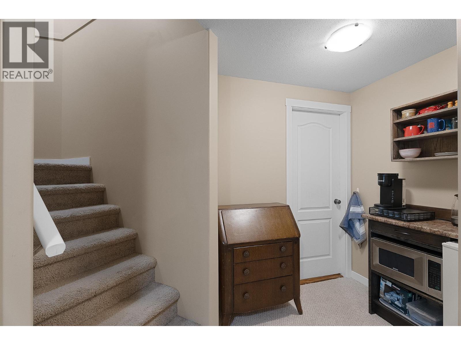 1872 Red Tail Crescent, Kamloops