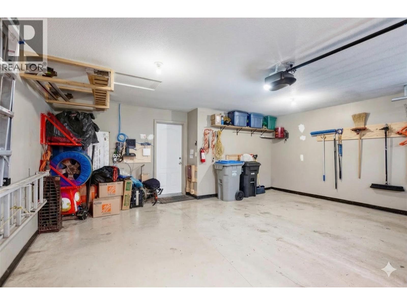 1872 Red Tail Crescent, Kamloops