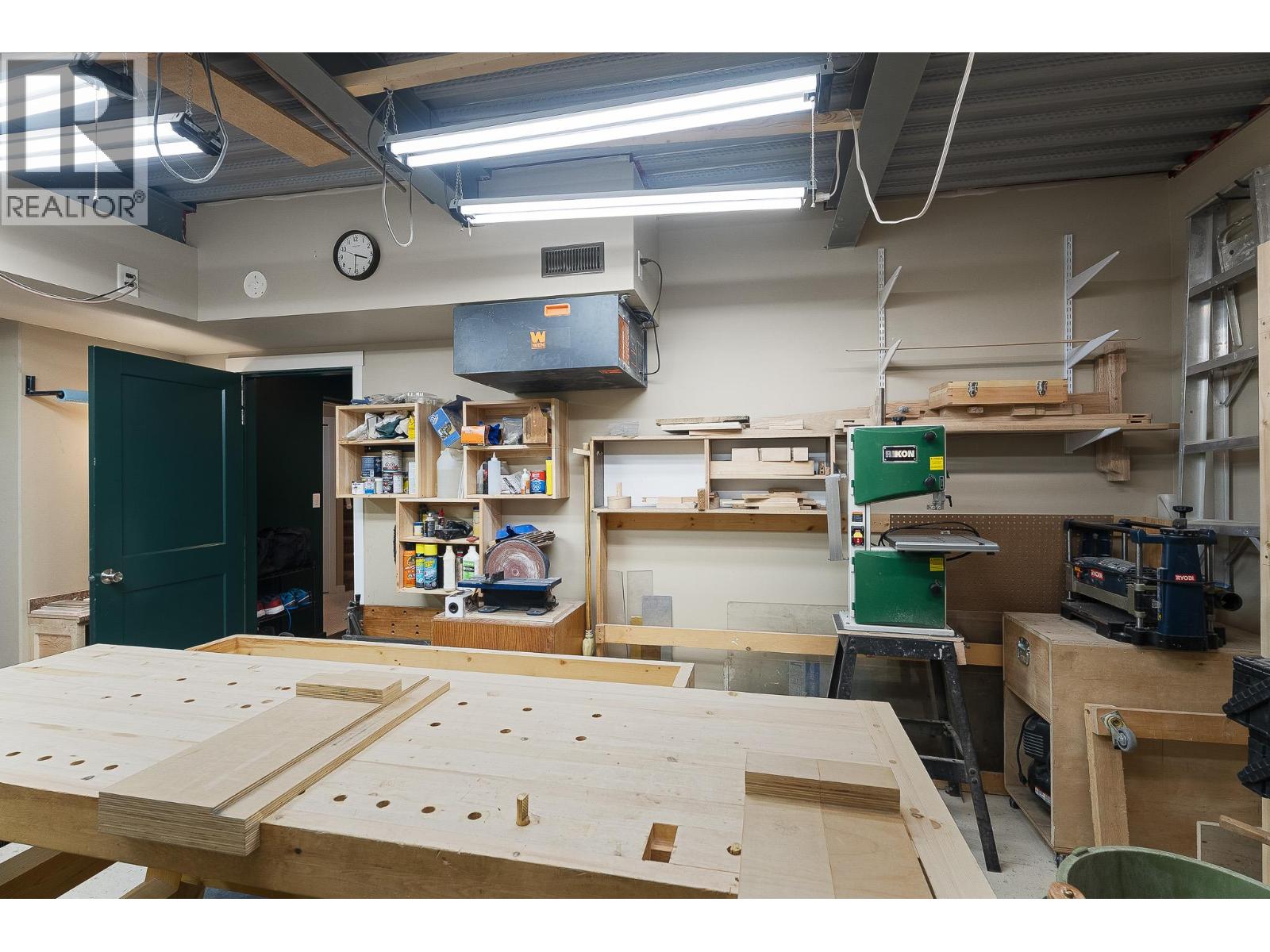 1872 Red Tail Crescent, Kamloops