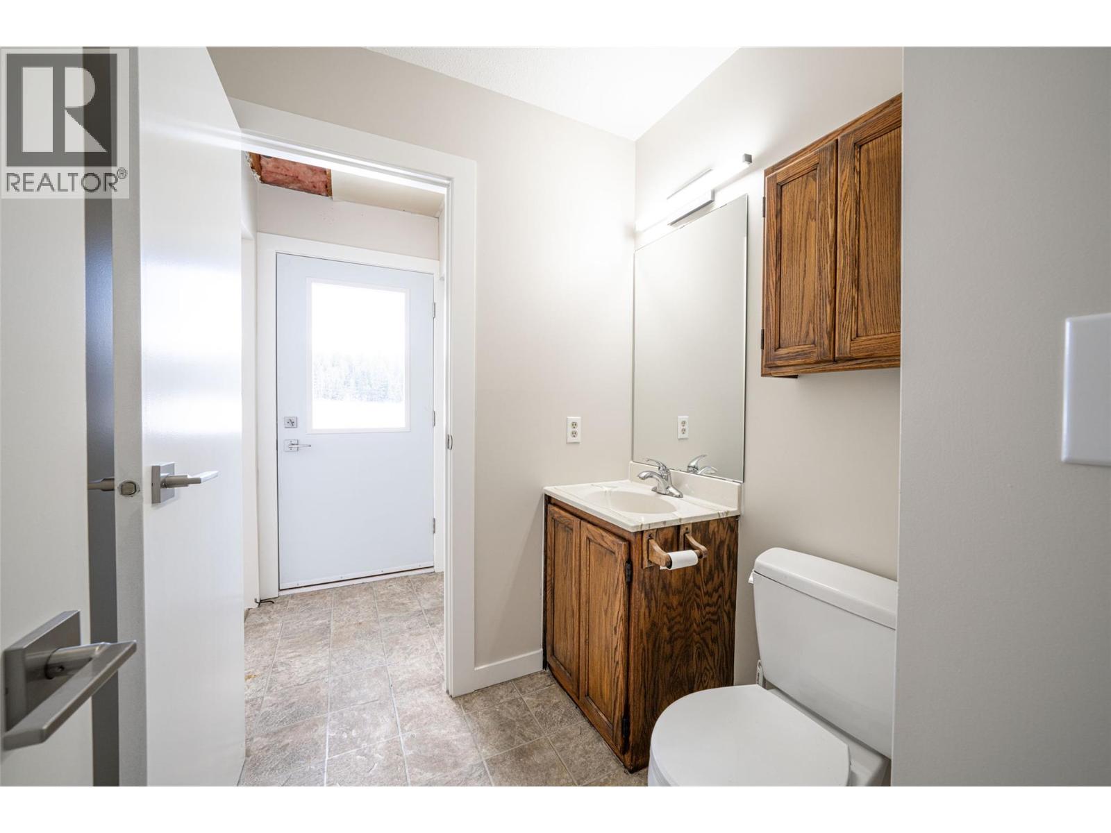 1852 TRINITY VALLEY ROAD - 46