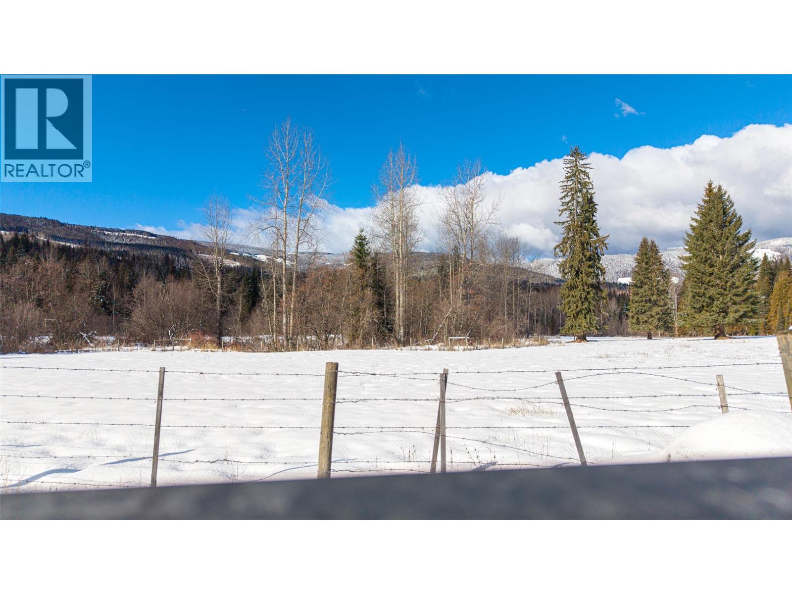 1852 TRINITY VALLEY ROAD - 72