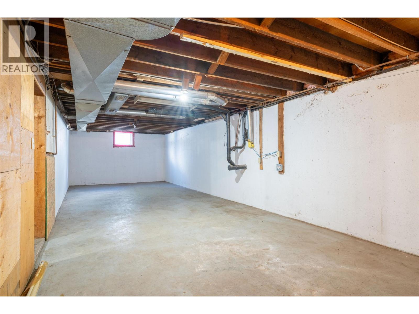 1852 TRINITY VALLEY ROAD - 69