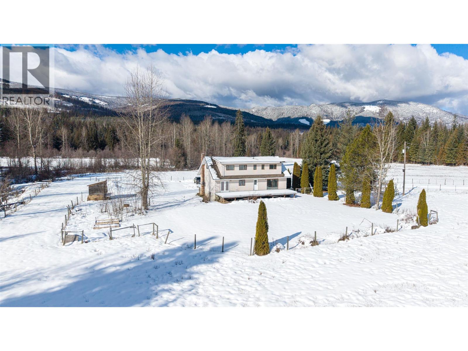 1852 TRINITY VALLEY ROAD - 84