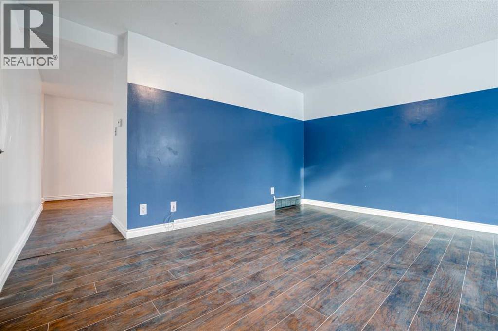 Single Family House for Sale in  Dover Crescent SE Dover Calgary 