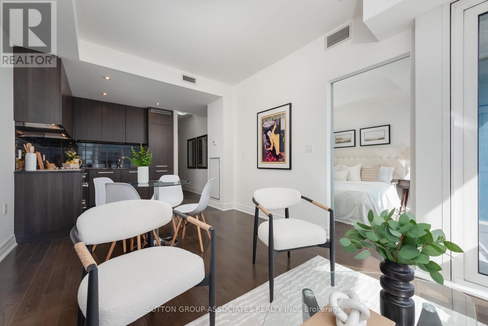 Listing photo of 3212 - 8 THE ESPLANADE AVENUE