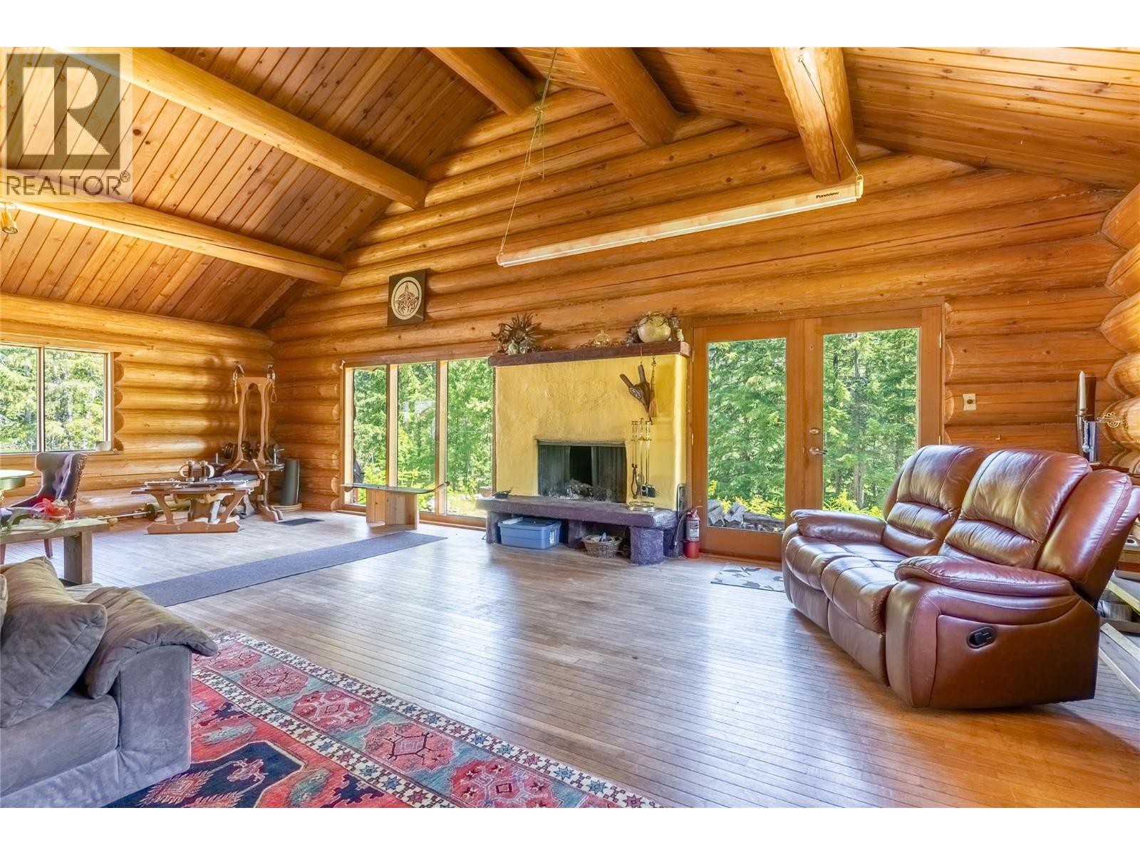 1415 Seymour River Road N - 3