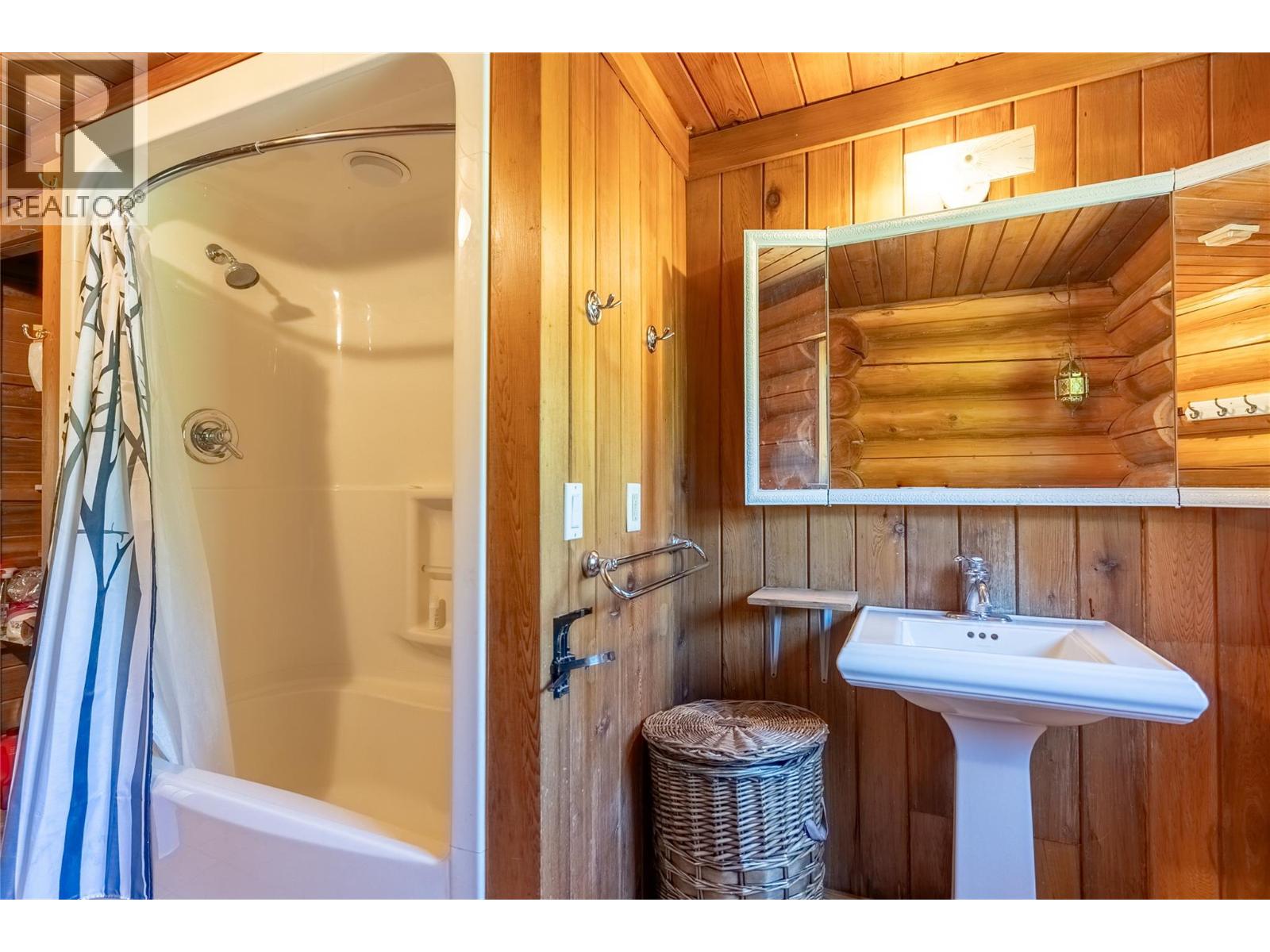 1415 Seymour River Road N - 8