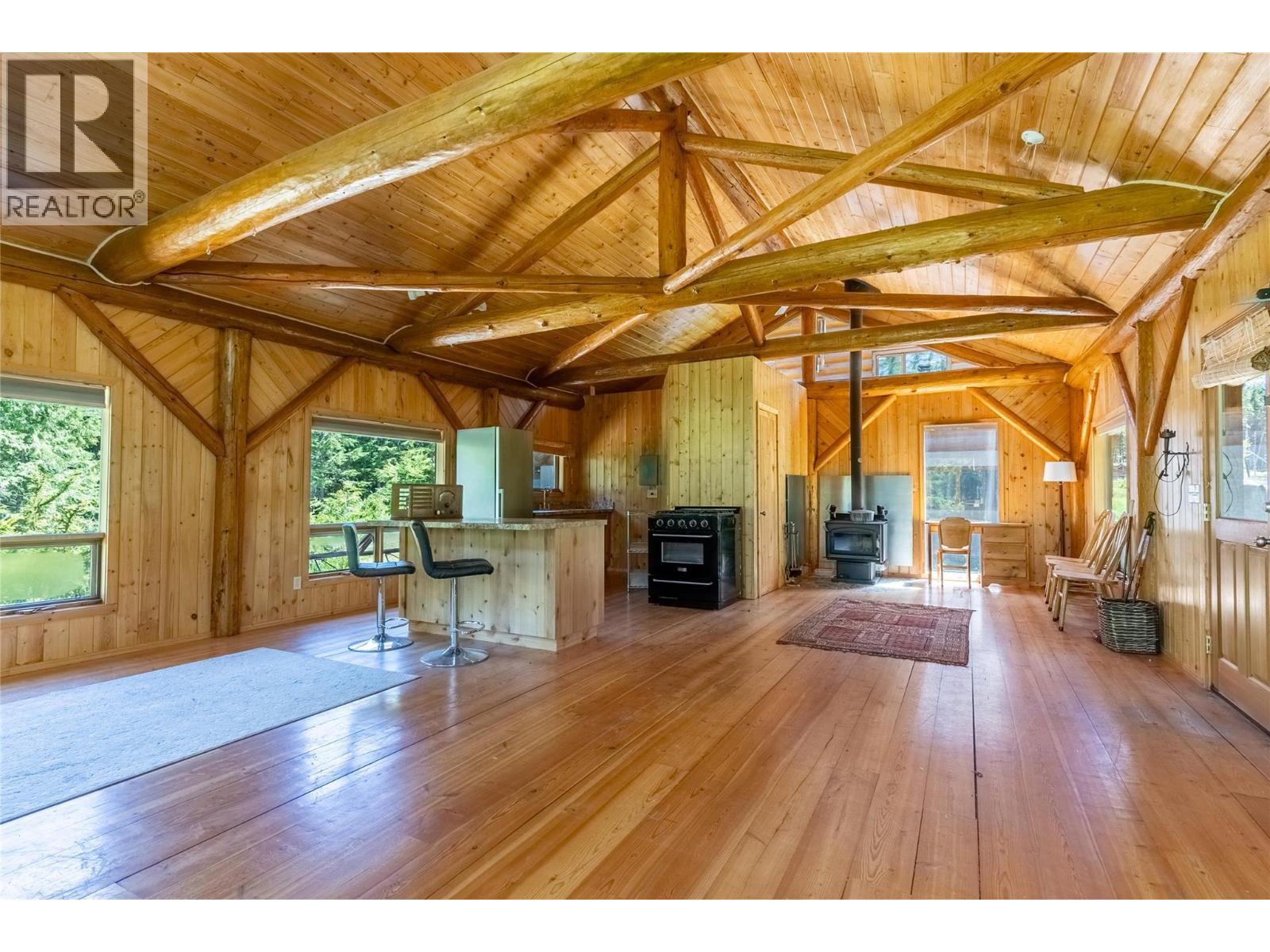 1415 Seymour River Road N - 20