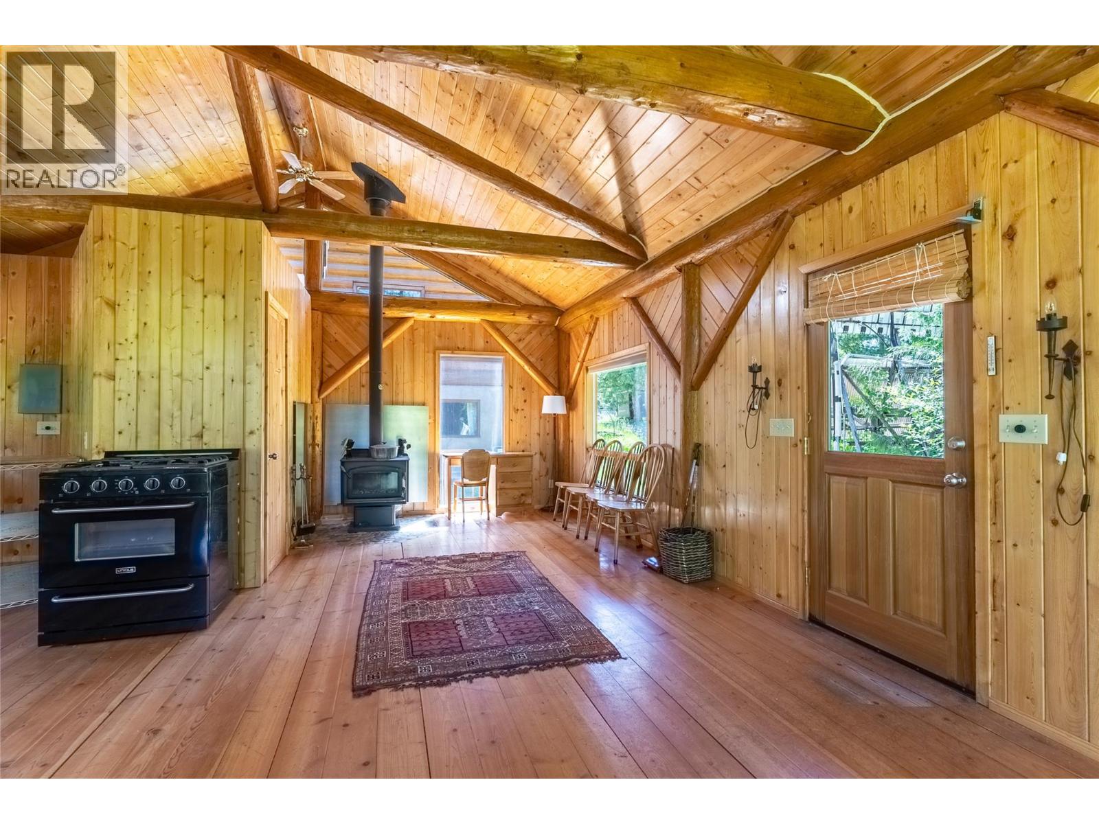 1415 Seymour River Road N - 21