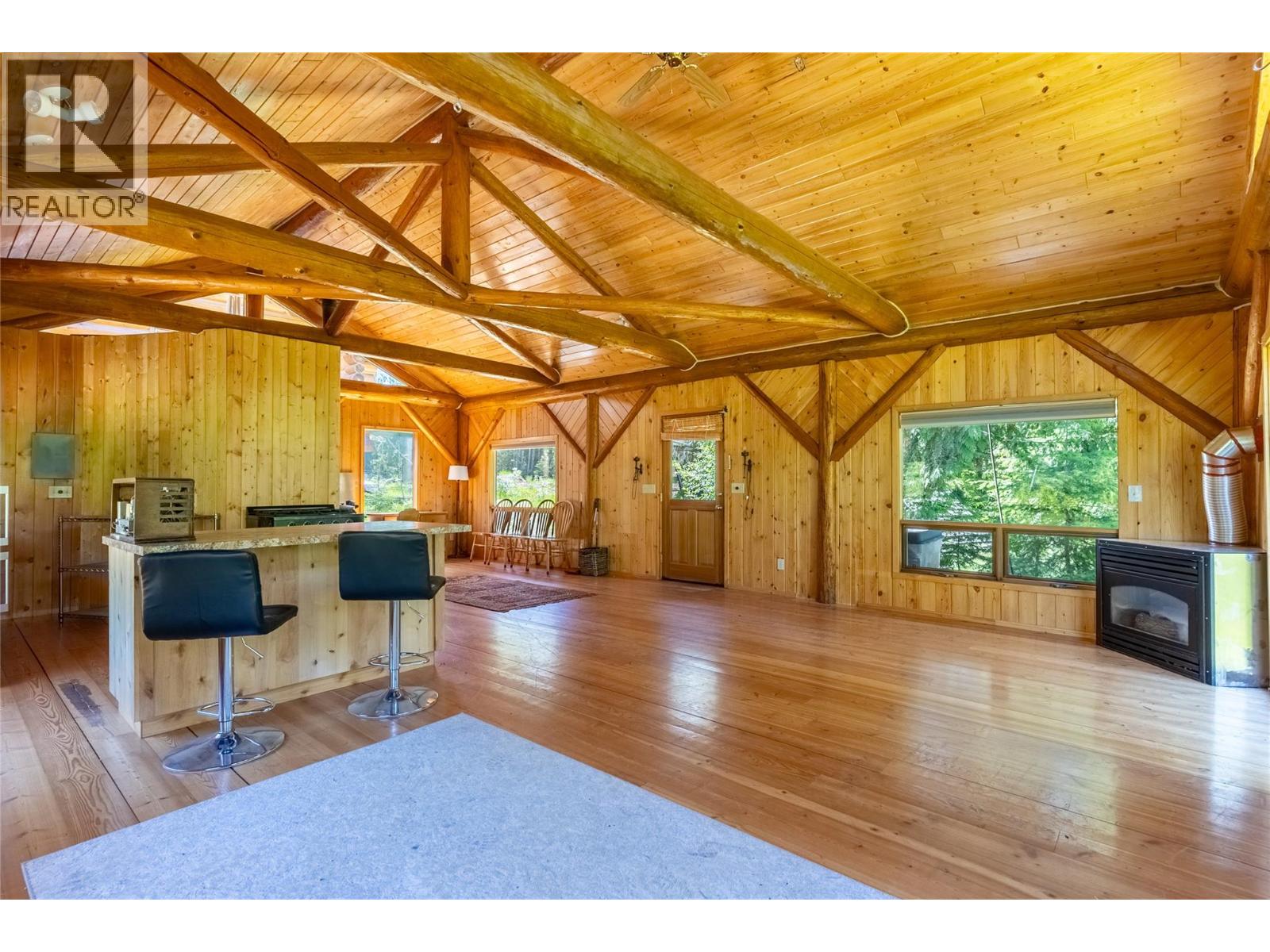 1415 Seymour River Road N - 9