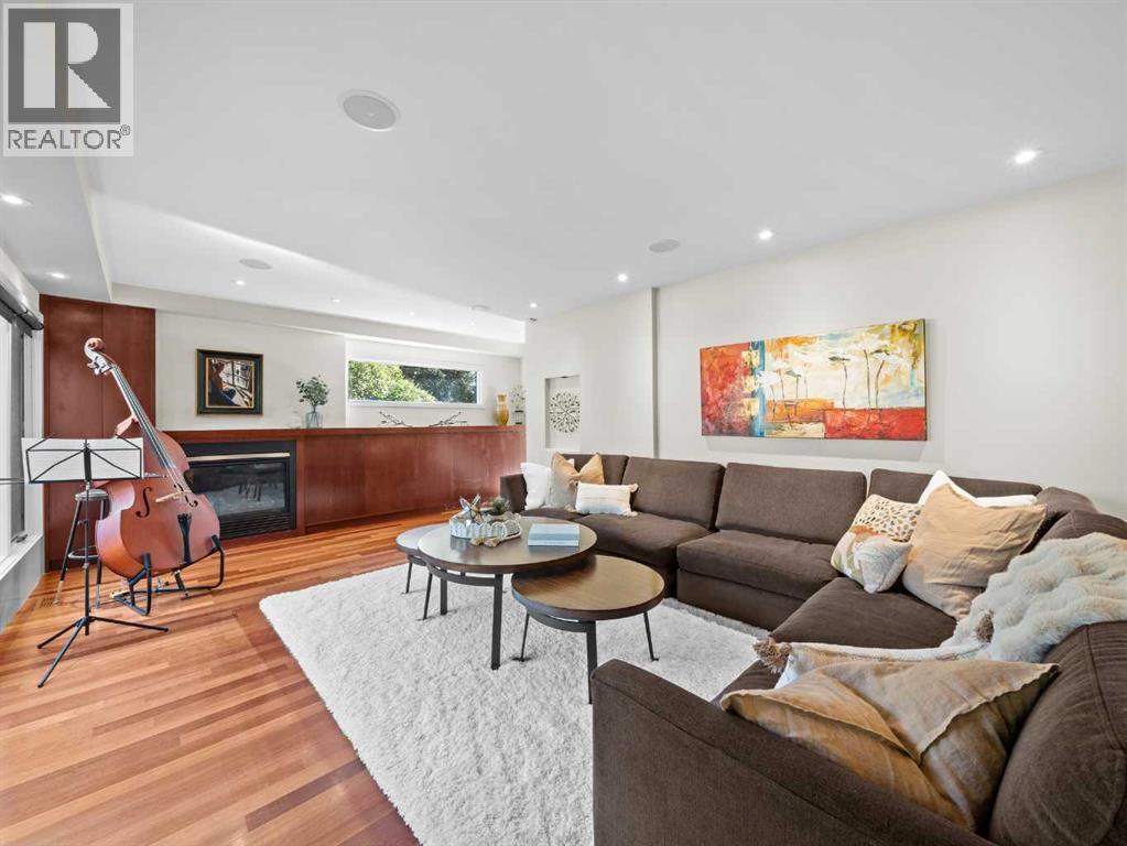 Single Family House for Sale in  Carleton Street SW Upper Mount Royal Calgary 