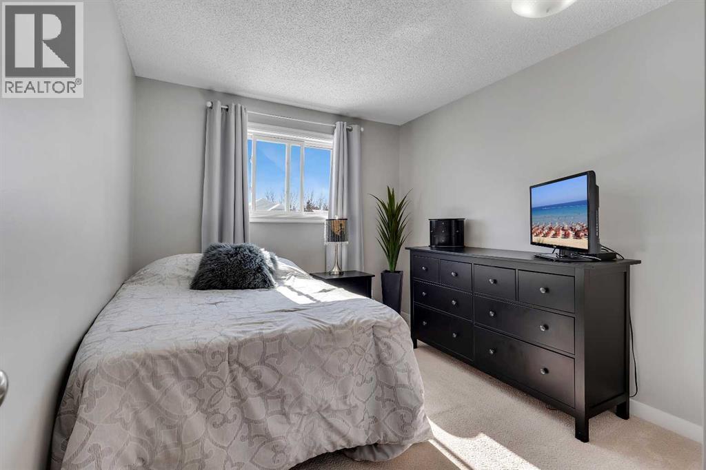 Single Family House for Sale in  Harvest Oak Place NE Harvest Hills Calgary 