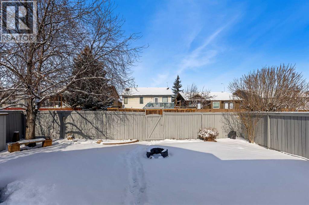 Single Family House for Sale in  Harvest Oak Place NE Harvest Hills Calgary 
