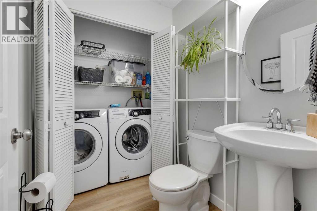 Single Family House for Sale in  Harvest Oak Place NE Harvest Hills Calgary 