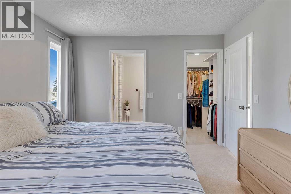 Single Family House for Sale in  Harvest Oak Place NE Harvest Hills Calgary 